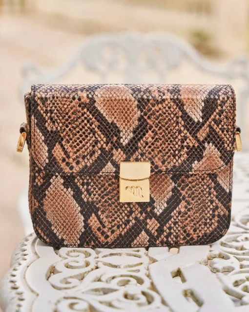 Minuit sur Terre Sacs<Sammy Serpent