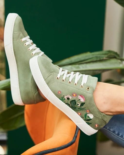 Minuit sur Terre Baskets<Virevolte Jardin