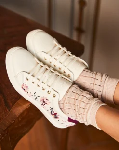 Minuit sur Terre Baskets<Virevolte Pivoines
