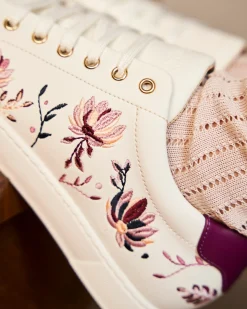 Minuit sur Terre Baskets<Virevolte Pivoines