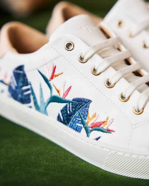 Minuit sur Terre Baskets<Virevolte Tropical